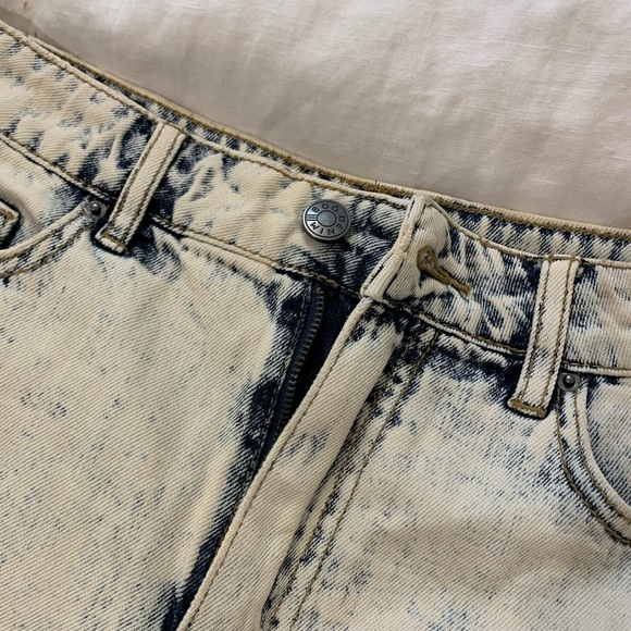 High Rise Jean Shorts!! - Picture 3 of 8